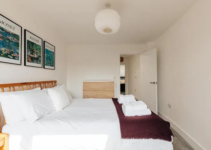 Redland In Bespoke 2 Of 2