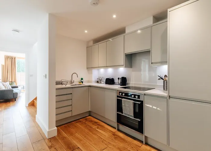 Redland In Bespoke 2 Of 2 *