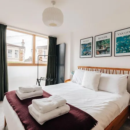 Redland In Bespoke 2 Of 2