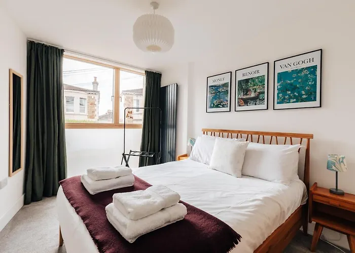 Redland In Bespoke 2 Of 2